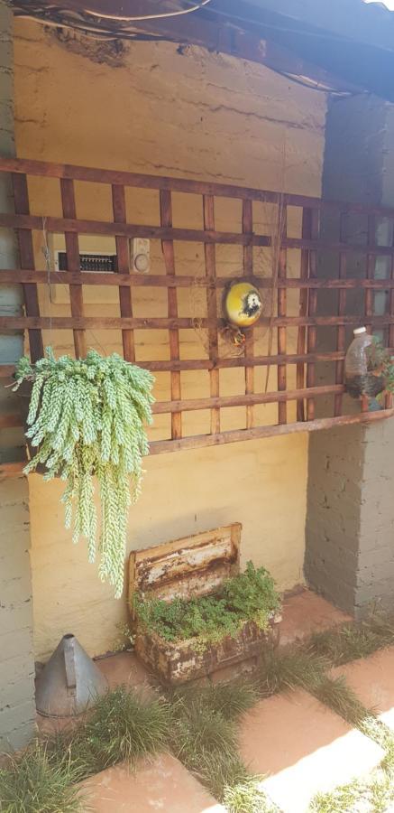 Africas Eden Guesthouse Mookgophong Ngoại thất bức ảnh
