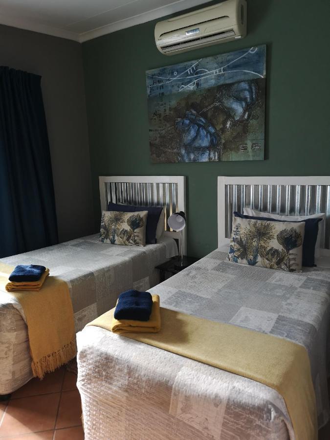 Africas Eden Guesthouse Mookgophong Ngoại thất bức ảnh
