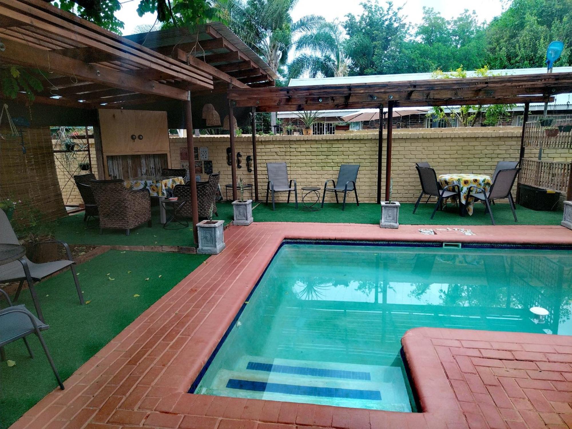 Africas Eden Guesthouse Mookgophong Ngoại thất bức ảnh