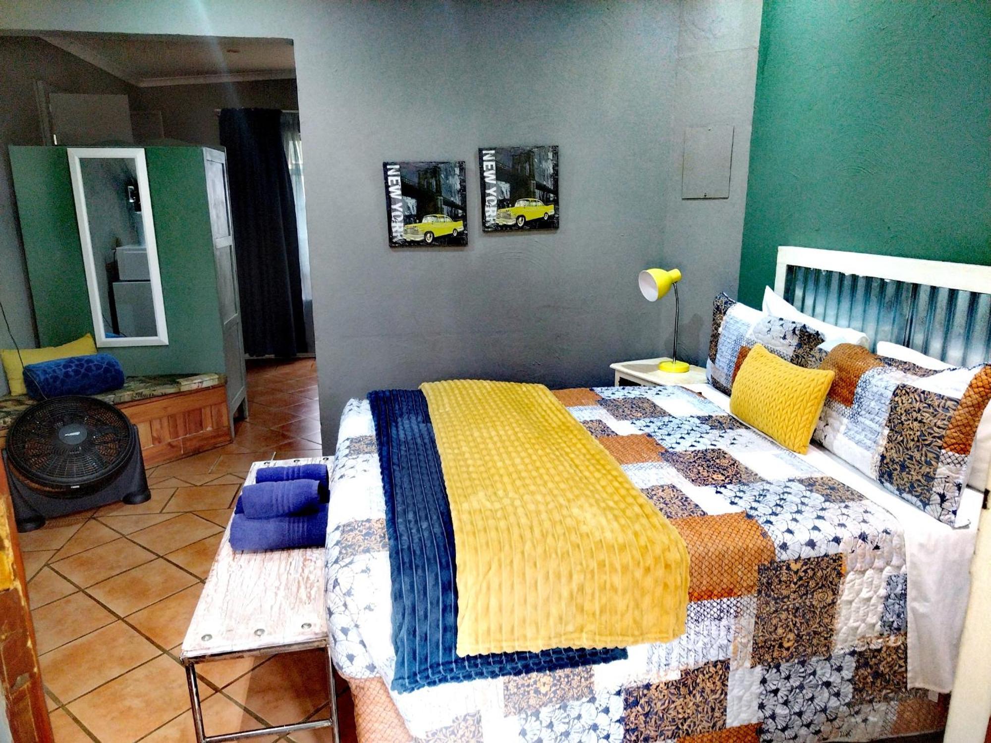 Africas Eden Guesthouse Mookgophong Ngoại thất bức ảnh