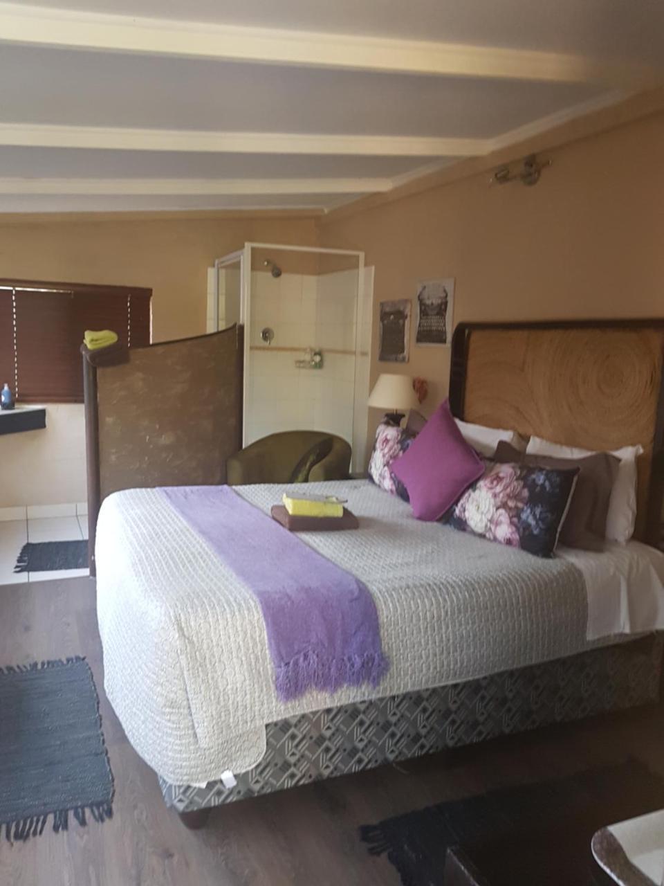 Africas Eden Guesthouse Mookgophong Ngoại thất bức ảnh