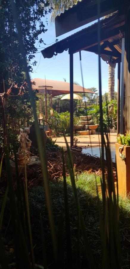Africas Eden Guesthouse Mookgophong Ngoại thất bức ảnh